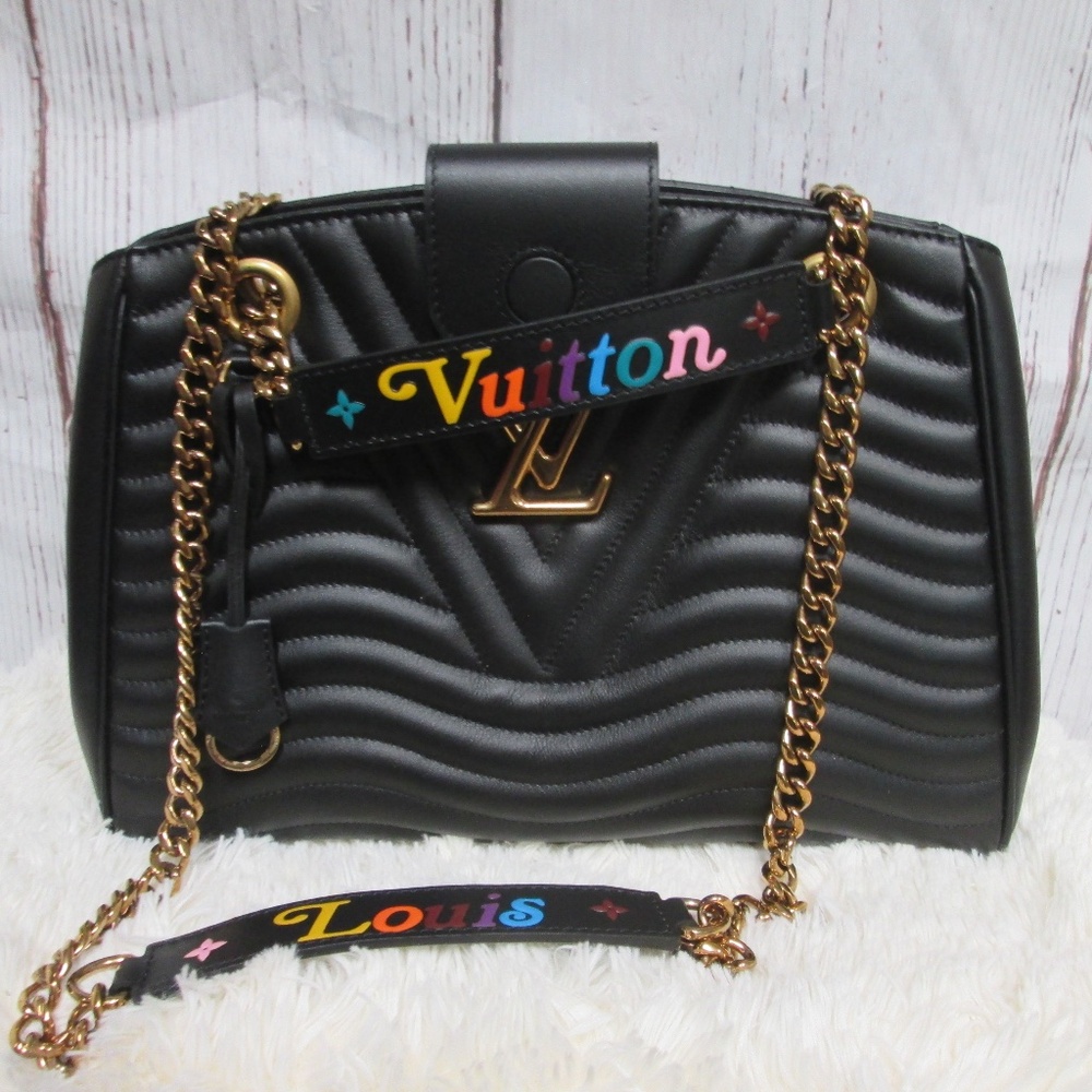 new LOUIS VUITTON Black New Wave Tote Shoulder bag 2020